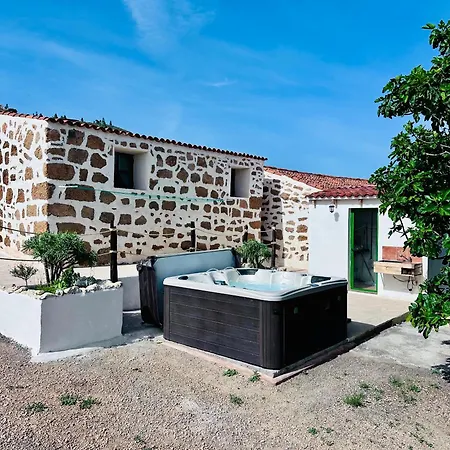Vakantiehuis Casitas - Casa Mango With Shared Jacuzzi *
